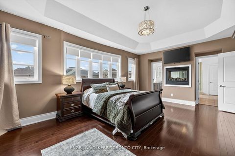 Photo 22 at 10 Silver Sterling Crescent, Vellore Village, Vaughan