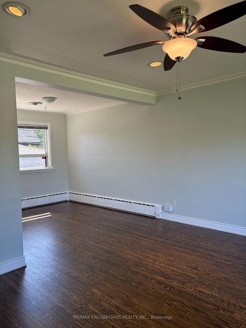 Photo 2 at 31 Robertsfield Crescent, Maryvale, Toronto