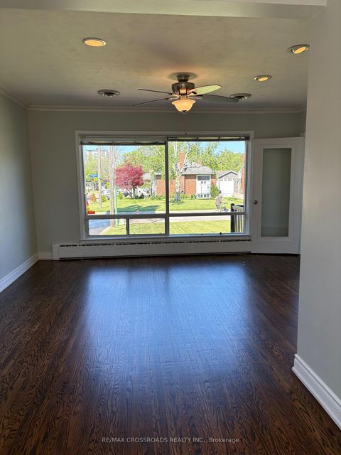 Photo 3 at 31 Robertsfield Crescent, Maryvale, Toronto