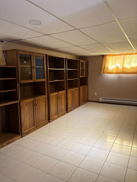 Photo 11 at 31 Robertsfield Crescent, Maryvale, Toronto