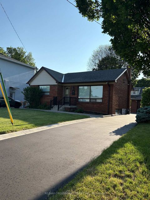 Photo 17 at 31 Robertsfield Crescent, Maryvale, Toronto