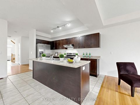Photo 9 at 43 Living Crescent, Victoria Square, Markham