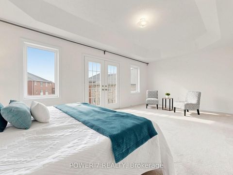Photo 36 at 43 Living Crescent, Victoria Square, Markham
