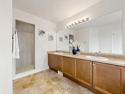 Photo 38 at 43 Living Crescent, Victoria Square, Markham