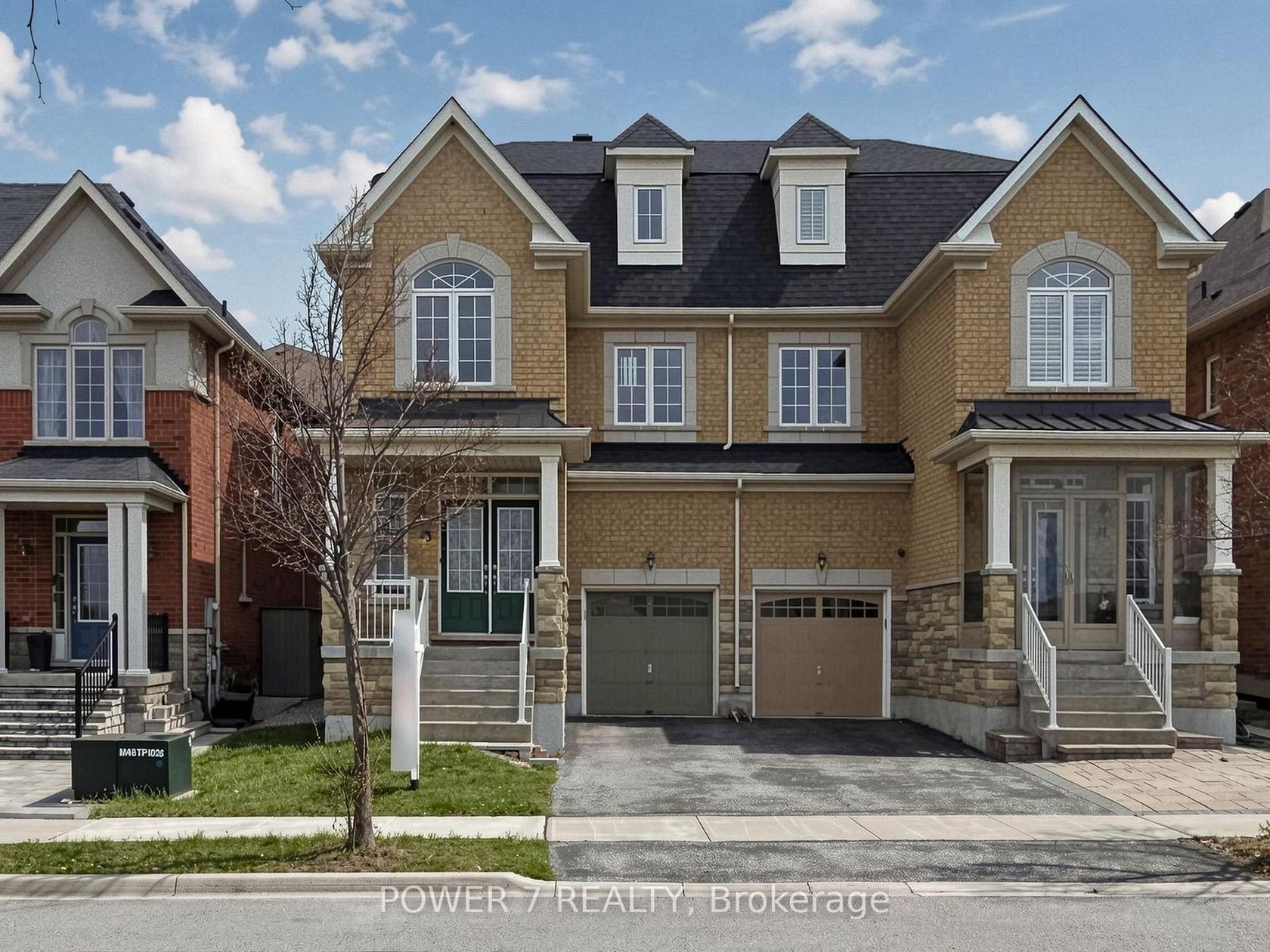 43 Living Crescent, Victoria Square, Markham 