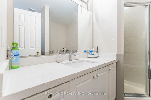 Photo 12 at 37 Bilbrough Street, Bayview Northeast, Aurora