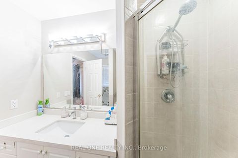 Photo 14 at 37 Bilbrough Street, Bayview Northeast, Aurora