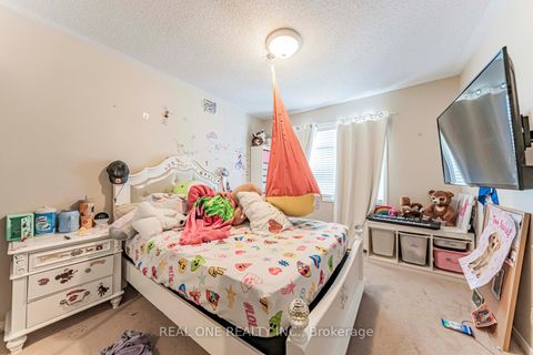 Photo 21 at 37 Bilbrough Street, Bayview Northeast, Aurora