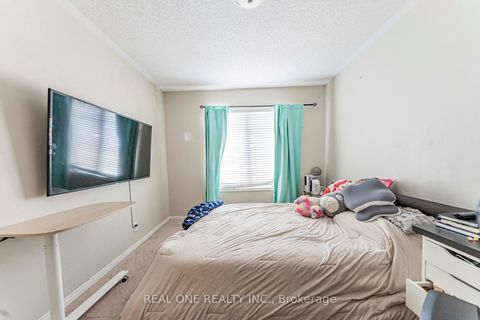 Photo 24 at 37 Bilbrough Street, Bayview Northeast, Aurora