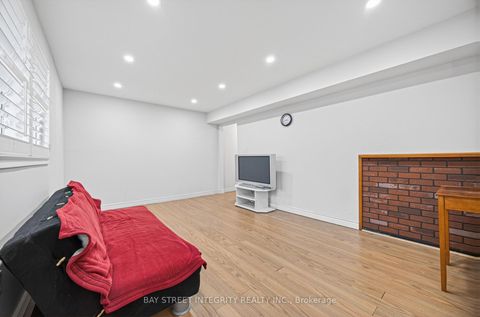 Photo 22 at 26 - 646 Village Parkway, Unionville, Markham