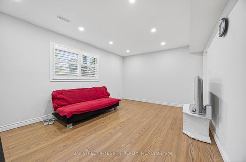 Photo 23 at 26 - 646 Village Parkway, Unionville, Markham