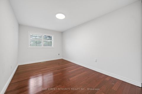 Photo 27 at 26 - 646 Village Parkway, Unionville, Markham