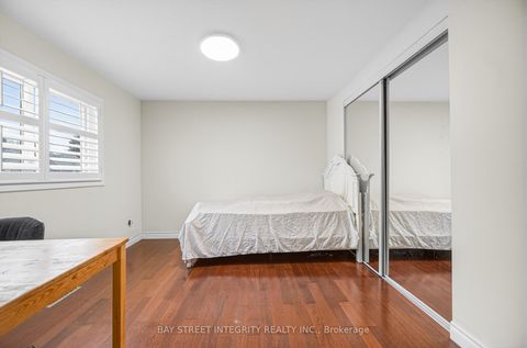 Photo 32 at 26 - 646 Village Parkway, Unionville, Markham