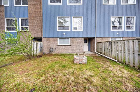 Photo 41 at 26 - 646 Village Parkway, Unionville, Markham