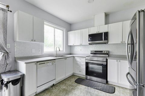 Photo 13 at 94 Wilkie Lane, South East, Ajax