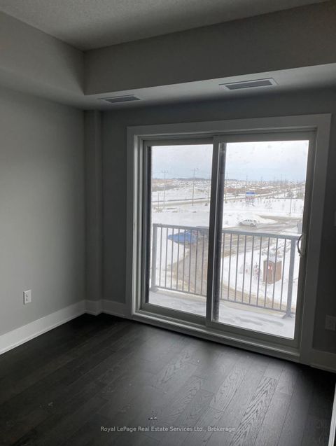 Photo 3 at 209 - 6 Spice Way, Rural Barrie Southeast, Barrie