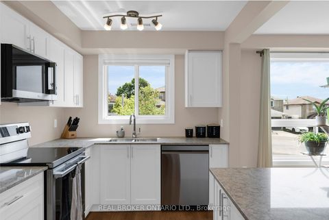 Photo 10 at 50 Browning Trail, Letitia Heights, Barrie