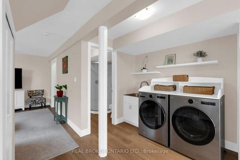 Photo 11 at 50 Browning Trail, Letitia Heights, Barrie