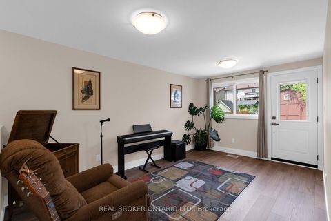 Photo 27 at 50 Browning Trail, Letitia Heights, Barrie