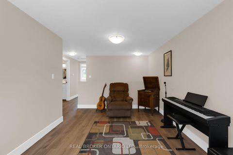 Photo 28 at 50 Browning Trail, Letitia Heights, Barrie