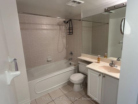 Photo 5 at 501 - 21 Hillcrest Avenue, Willowdale East, Toronto