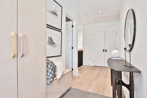 Photo 2 at 46 Gloucester Grove, Cedarvale, Toronto