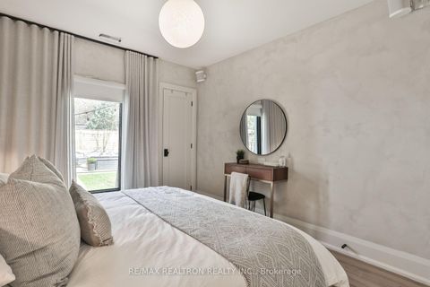 Photo 16 at 46 Gloucester Grove, Cedarvale, Toronto