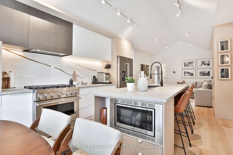 Photo 20 at 46 Gloucester Grove, Cedarvale, Toronto
