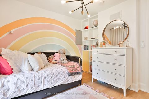 Photo 22 at 46 Gloucester Grove, Cedarvale, Toronto