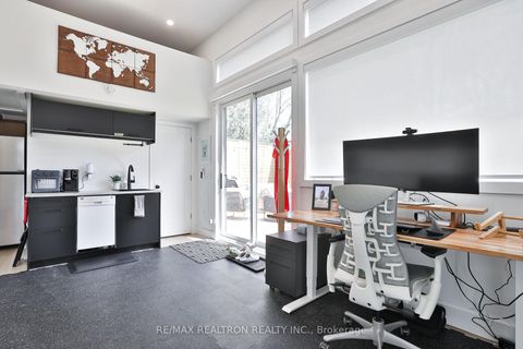 Photo 36 at 46 Gloucester Grove, Cedarvale, Toronto