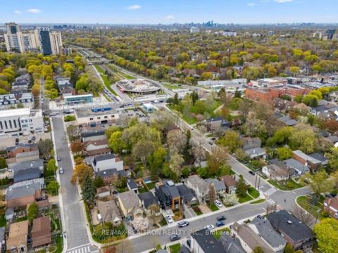 Photo 46 at 46 Gloucester Grove, Cedarvale, Toronto