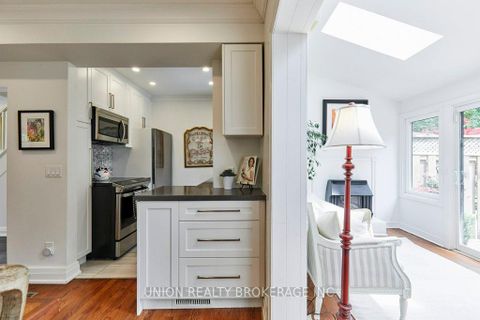 Photo 19 at 91 Eighth Street, New Toronto, Toronto