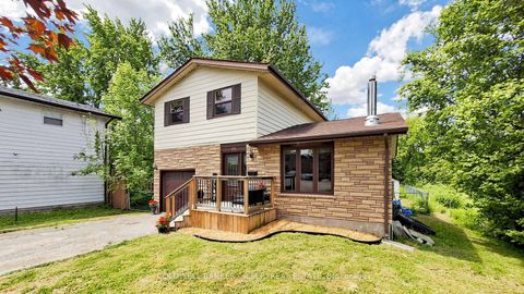 Photo 5 at 98 Metro Road S, Keswick North, Georgina