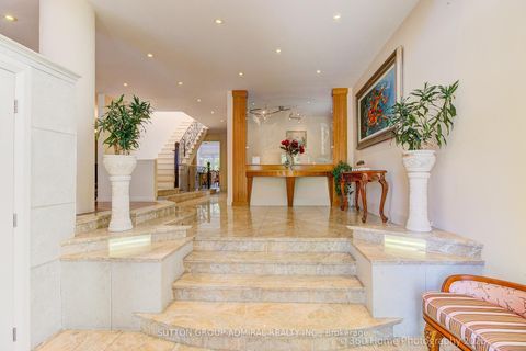 Photo 4 at 215 Olive Avenue S, Willowdale East, Toronto