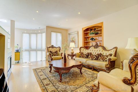 Photo 9 at 215 Olive Avenue S, Willowdale East, Toronto