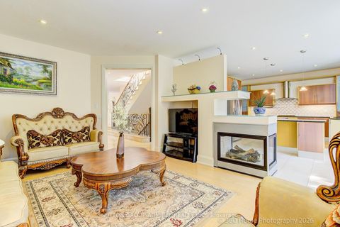 Photo 11 at 215 Olive Avenue S, Willowdale East, Toronto