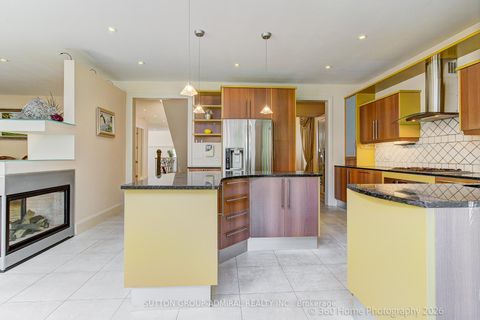 Photo 12 at 215 Olive Avenue S, Willowdale East, Toronto