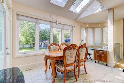 Photo 15 at 215 Olive Avenue S, Willowdale East, Toronto