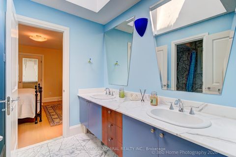 Photo 17 at 215 Olive Avenue S, Willowdale East, Toronto