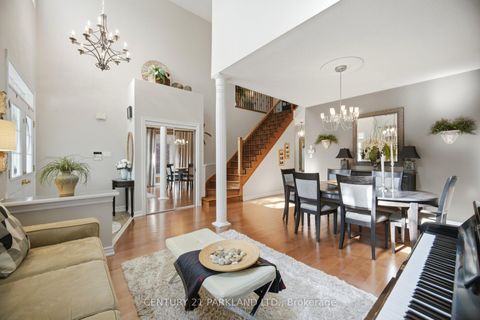 Photo 3 at 148 Vellore Avenue, Vellore Village, Vaughan