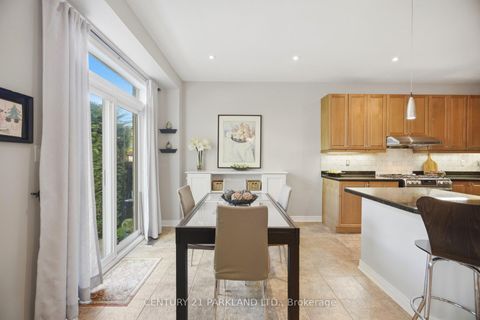Photo 10 at 148 Vellore Avenue, Vellore Village, Vaughan