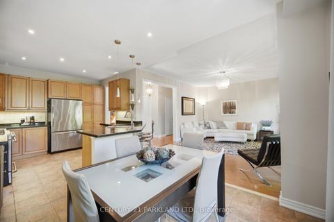 Photo 11 at 148 Vellore Avenue, Vellore Village, Vaughan