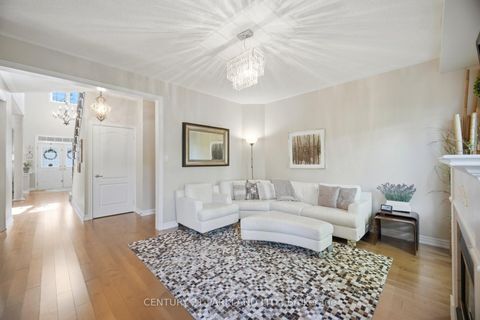 Photo 16 at 148 Vellore Avenue, Vellore Village, Vaughan