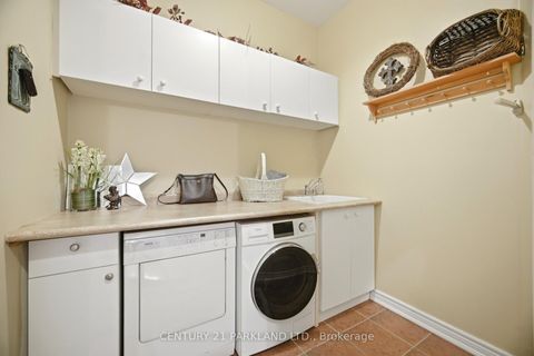 Photo 32 at 148 Vellore Avenue, Vellore Village, Vaughan