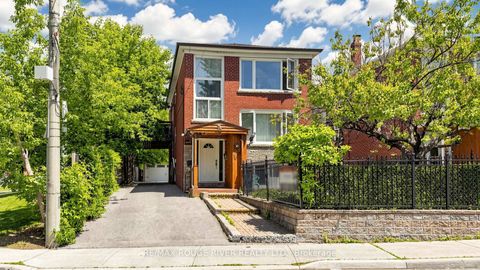 Photo 1 at 263 Oak Park Avenue, Lumsden, Toronto