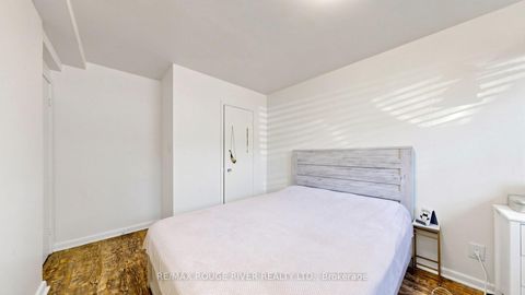 Photo 11 at 263 Oak Park Avenue, Lumsden, Toronto