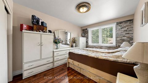 Photo 24 at 263 Oak Park Avenue, Lumsden, Toronto