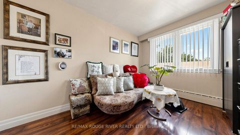 Photo 25 at 263 Oak Park Avenue, Lumsden, Toronto
