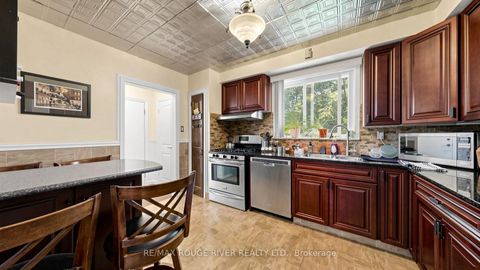 Photo 30 at 263 Oak Park Avenue, Lumsden, Toronto