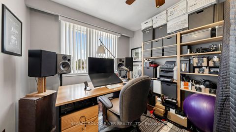 Photo 34 at 263 Oak Park Avenue, Lumsden, Toronto